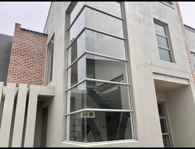 4 BEDROOM HOUSE FOR SALE IN SANDOWN